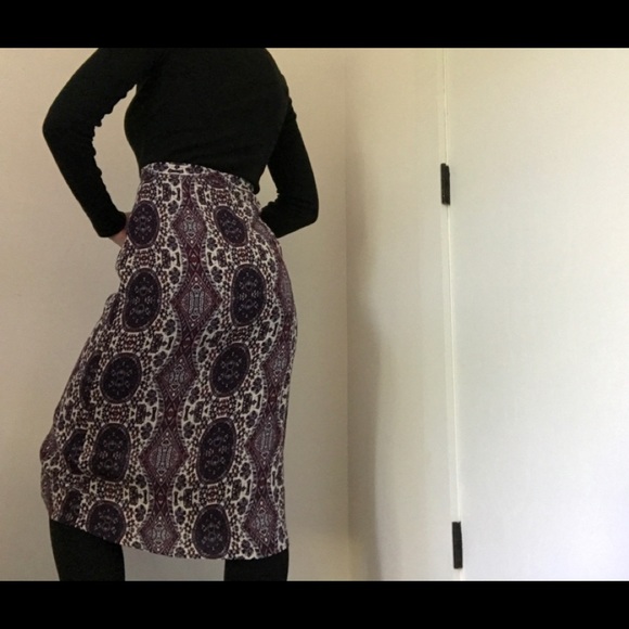 Forever 21 Paisley Print Mindi Skirt - Picture 3 of 12